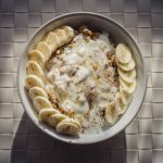 طريقة عمل موز بالقرفة والزبادي