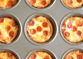 طريقة عمل كب كيك بيتزا التوست