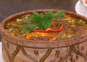 طريقة عمل طاجن القرنبيط باللحم المفروم