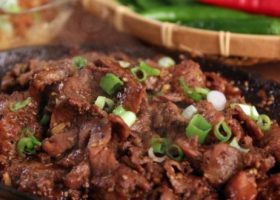 طريقة عمل شرائح اللحم بالبصل الكورية