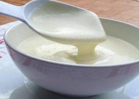 طريقة عمل صوص الشكولاتة البيضاء