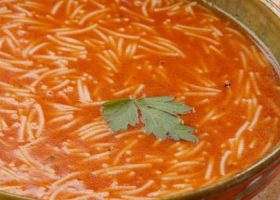 طريقة عمل شوربة الشعرية