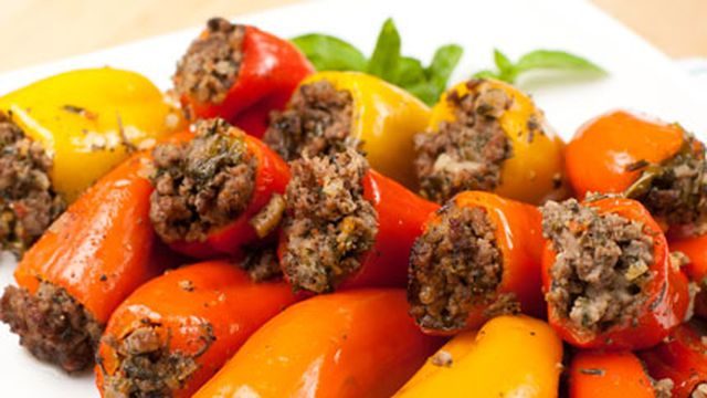 طريقة عمل فلفل محشو باللحمة المفرومة