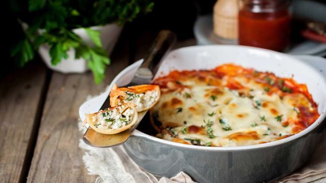 طريقة عمل مكرونة بالسبانخ والريكوتا