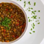 طريقة عمل شوربة العدس اليونانية