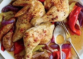 طريقة عمل دجاج بالسجق