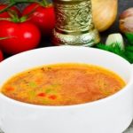طريقة عمل شوربة السجق والخضروات الإيطالية