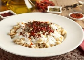 طريقة عمل فطائر المنتو