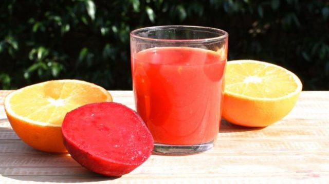 طريقة عمل عصير البرتقال والبنجر