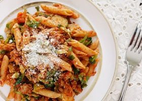 طريقة عمل مكرونة باللحم