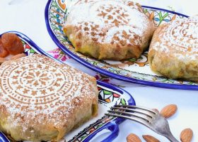 طريقة عمل بسطيلة الدجاج