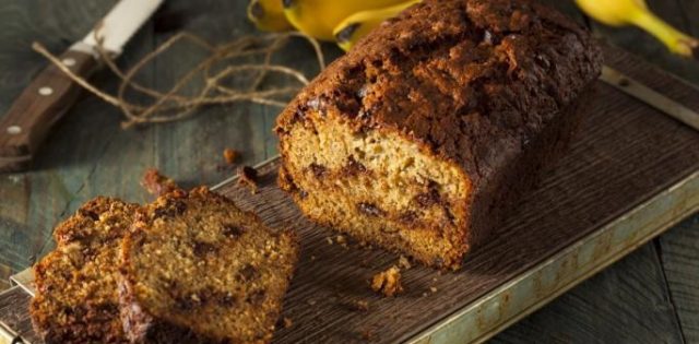 طريقة عمل كيكة الشوكولاتة والموز