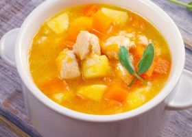 طريقة عمل شوربة اليقطين بالدجاج