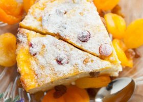 طريقة عمل كيك المشمش المجفف