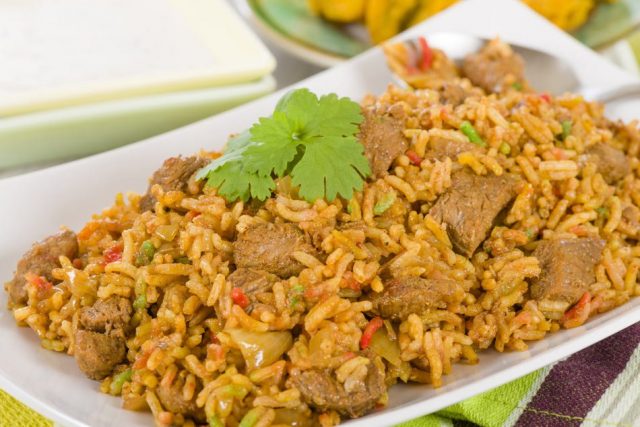 طريقة عمل الأرز البخاري باللحم