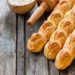 طريقة عمل خبز الباجيت
