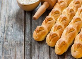 طريقة عمل خبز الباجيت