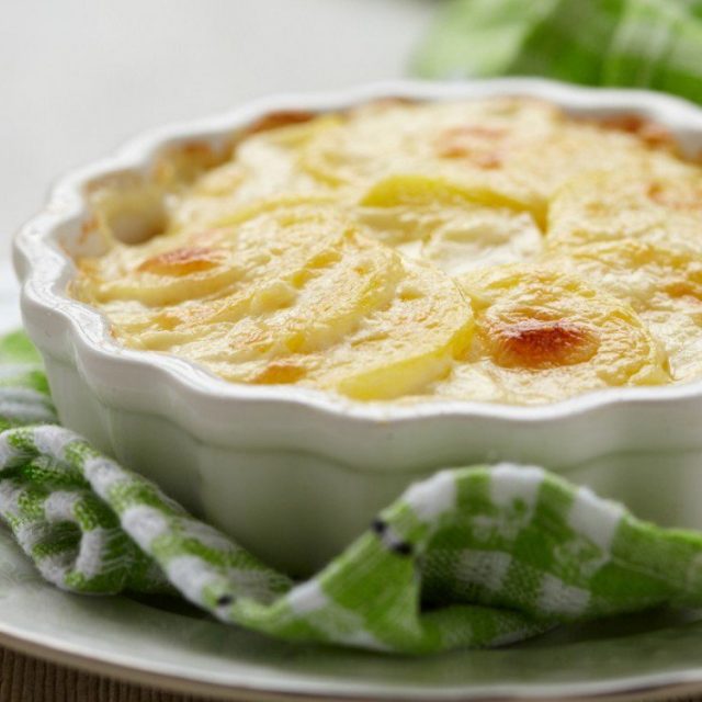 طريقة عمل بطاطس بالبشاميل