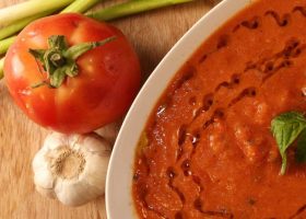 طريقة عمل متبل الطماطم