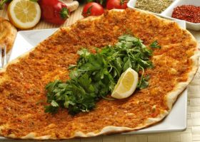 طريقة عمل اللحم بعجين التركي