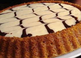 طريقة عمل كيكة البسكويت