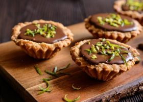 طريقة عمل تارت ميني بالشوكولاتة