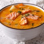 طريقة عمل شوربة السمك الحمراء