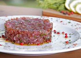 طريقة عمل تارتار السلمون