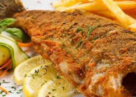 طريقة عمل تتبيلة السمك المقلي