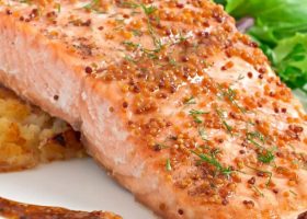 طريقة عمل سلمون مشوي بالعسل والزنجبيل