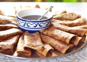 طريقة عمل مصابيب بالبصل والصلصة