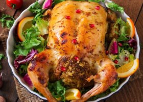 طريقة عمل الدجاج المحشي