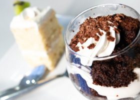 طريقة عمل كيكة الكابتشينو الباردة