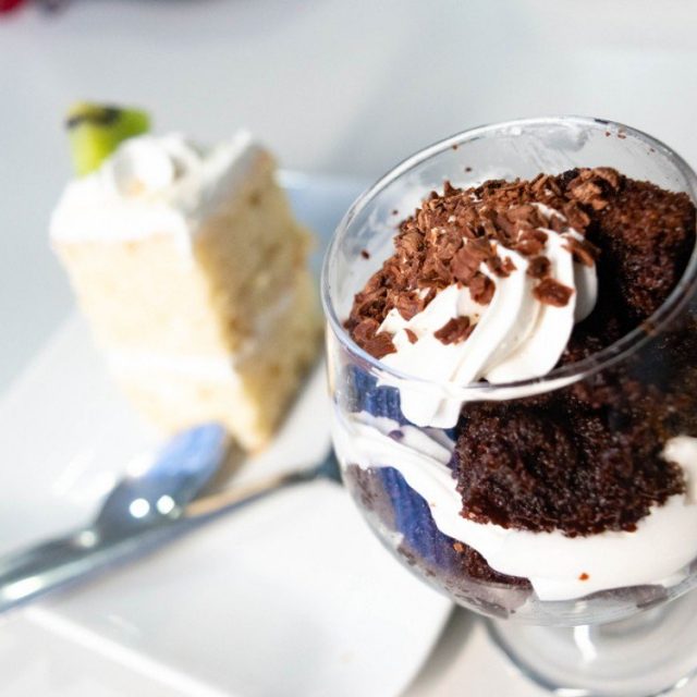 طريقة عمل كيكة الكابتشينو الباردة