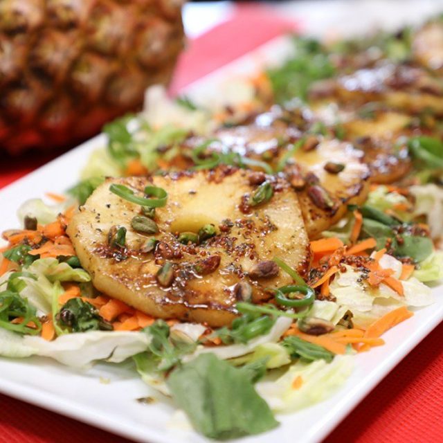 طريقة عمل سلطة الأناناس المشوي