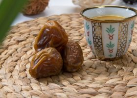 طريقة عمل قهوة سعودية بالزعفران