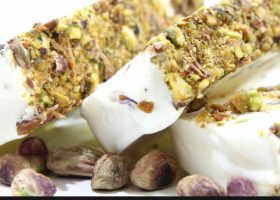 طريقة عمل البوظة العربية بالفستق الحلبي