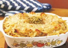 طريقة عمل مكرونة بشاميل بالتونة