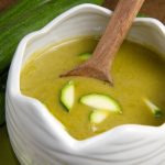 طريقة عمل شوربة الكوسا بالكاري