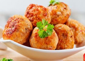 طريقة عمل كرات الدجاج بالبرتقال