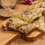 طريقة عمل فطاير الروست بيف بالموزريلا