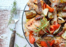 طريقة عمل صينية دجاج بالباذنجان