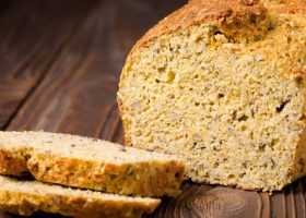 طريقة عمل خبز الكيتو بالحمص