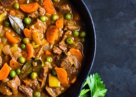 طريقة عمل ايدام اللحم بالبازيلا والجزر