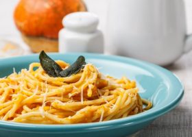 طريقة عمل المكرونة مع اليقطين