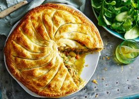 طريقة عمل فطيرة الدجاج بالخضار