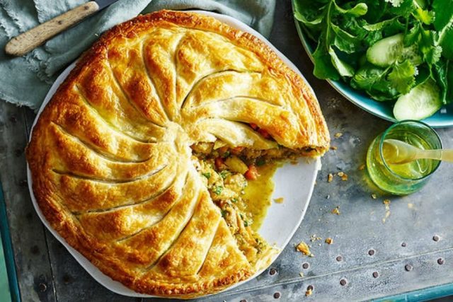 طريقة عمل فطيرة الدجاج بالخضار