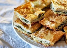 طريقة عمل بوريك تركي بالسبانخ