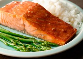 طريقة عمل السلمون المشوي الآسيوي