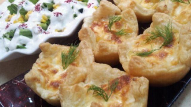 طريقة عمل أكواب الدجاج مع الجبن الموزاريلا